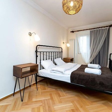 Wehost Cosy Apartment Tbiliszi Kültér fotó
