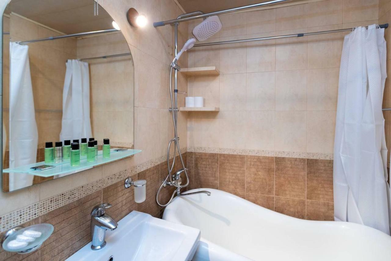 Wehost Cosy Apartment Tbiliszi Kültér fotó